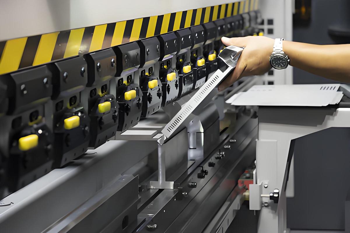 What are the latest advancements in sheet metal fabrication technology?