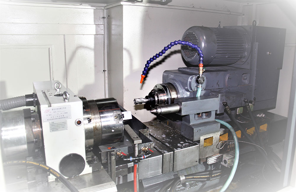 CNC Camshaft Machining3