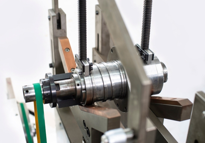 A machine tool that contains metal parts
