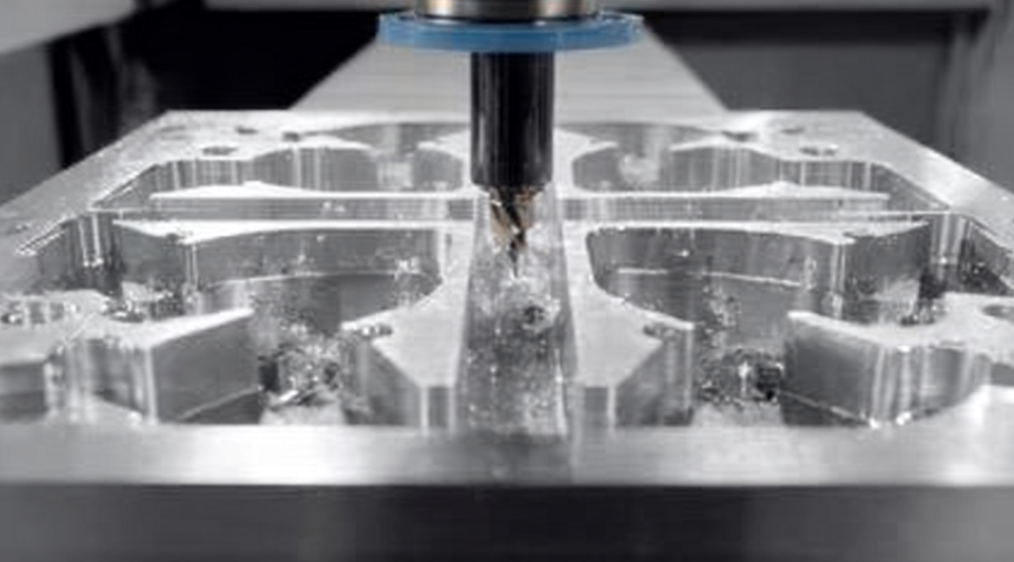 عملية تصنيع CNC 4