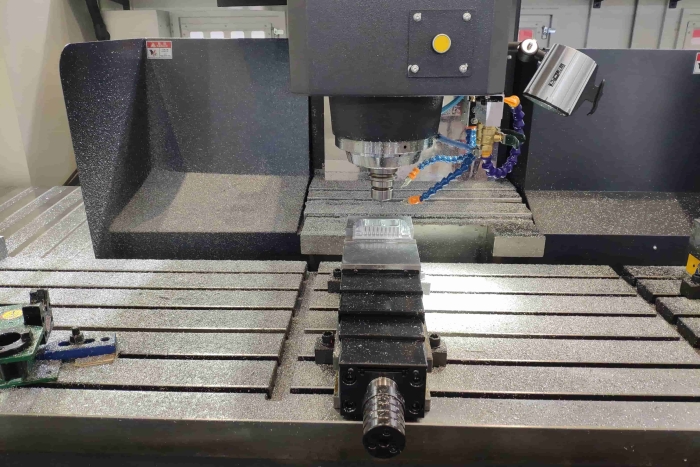 used cnc machining center